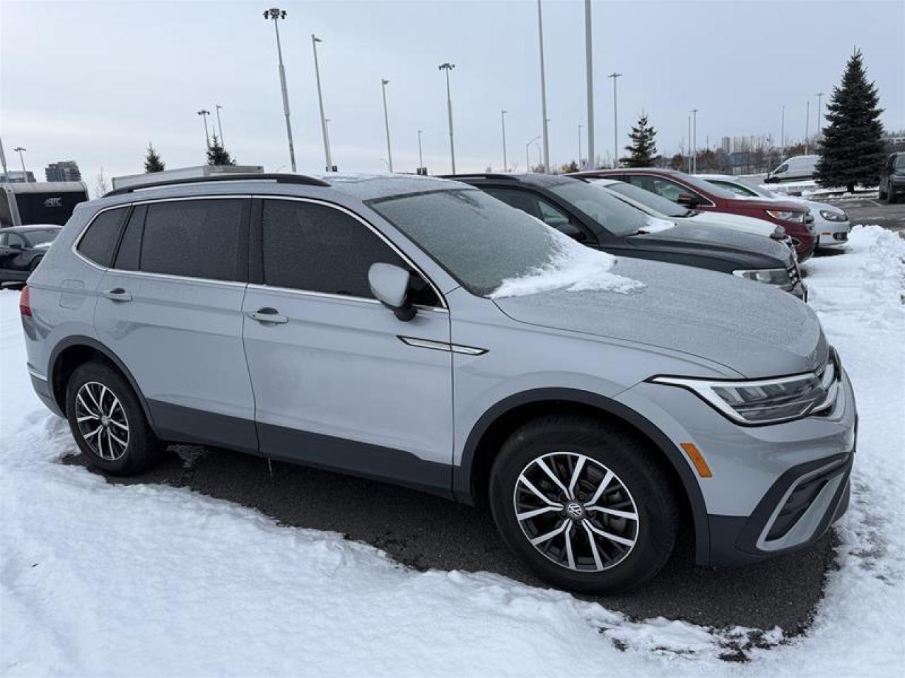 2023 Volkswagen Tiguan Comfortline 2.0T 8sp at w/Tip 4M Photo0