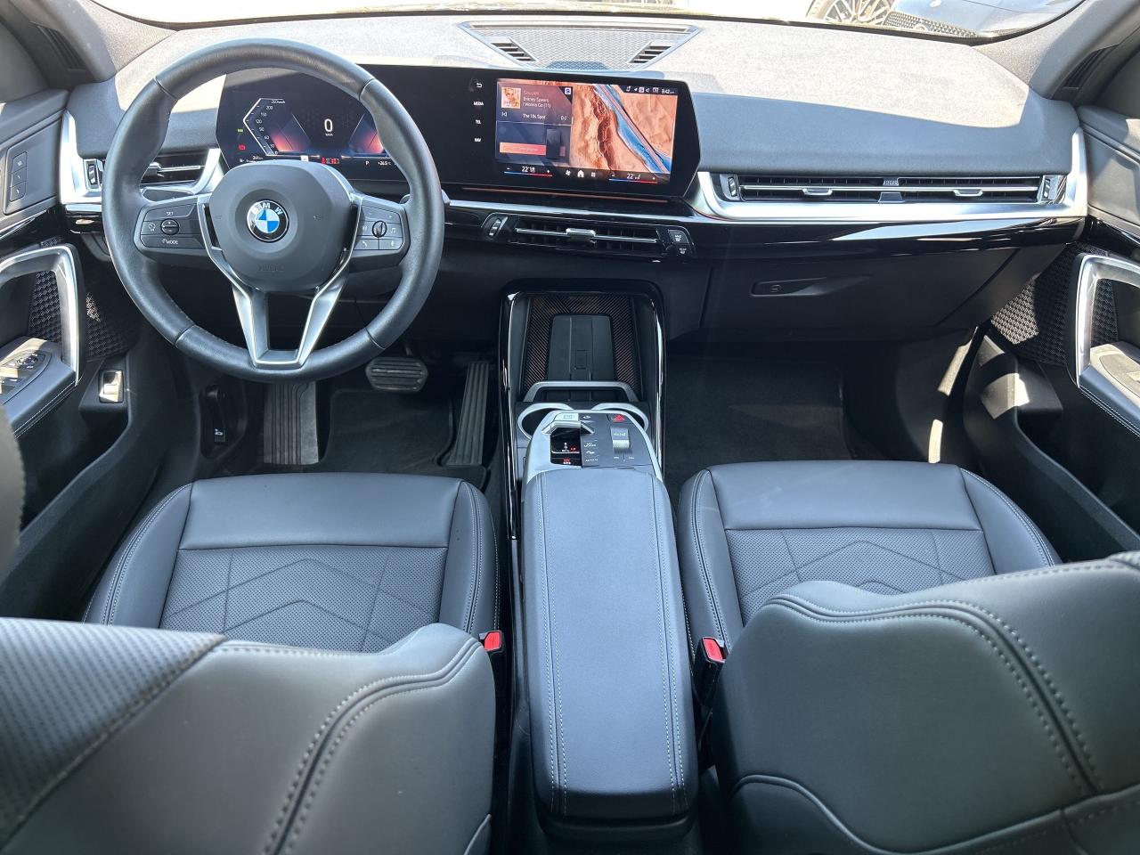 2025 BMW X2 PANOROOF,CARPLAY,ANDROID AUTO, REMOTE STARTER Photo