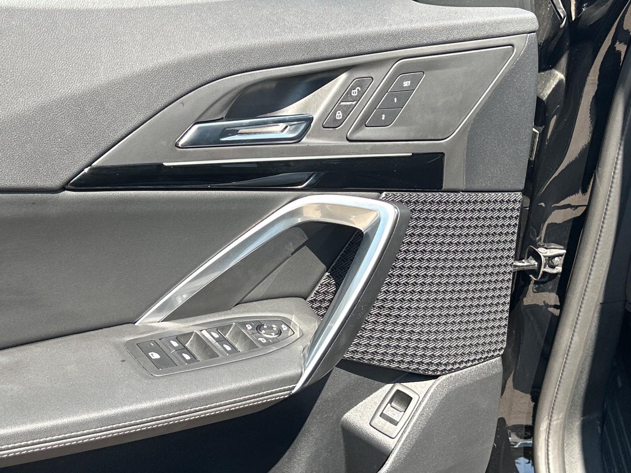 2025 BMW X2 PANOROOF,CARPLAY,ANDROID AUTO, REMOTE STARTER Photo