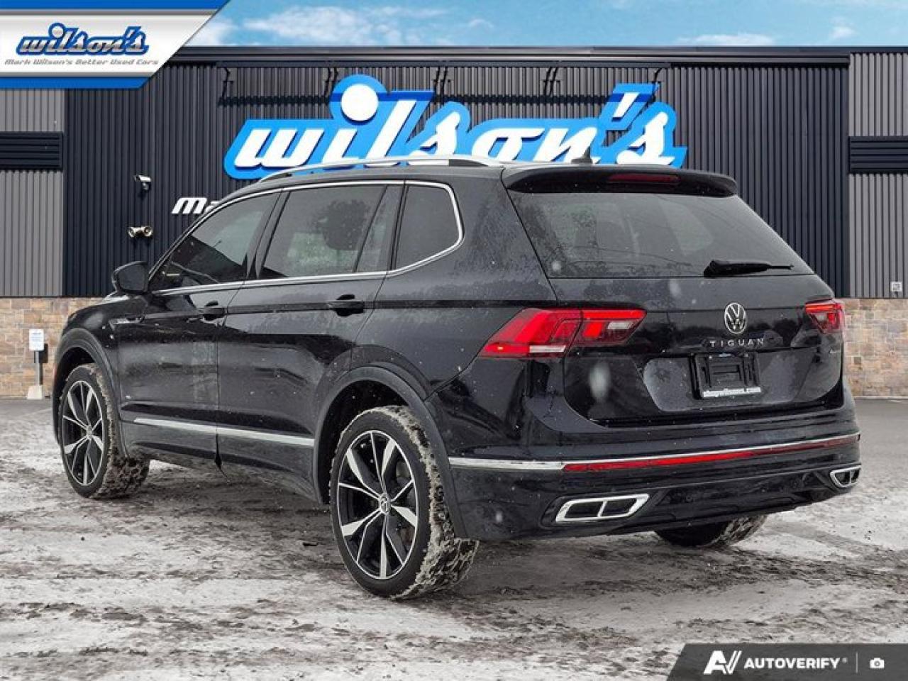 2023 Volkswagen Tiguan Highline R-Line 4Motion | Leather | Pano Roof | Heated Seats + Steering | Adaptive Cruise and More ! Photo