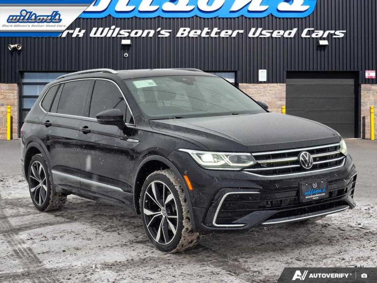 2023 Volkswagen Tiguan Highline R-Line 4Motion | Leather | Pano Roof | Heated Seats + Steering | Adaptive Cruise and More ! Photo
