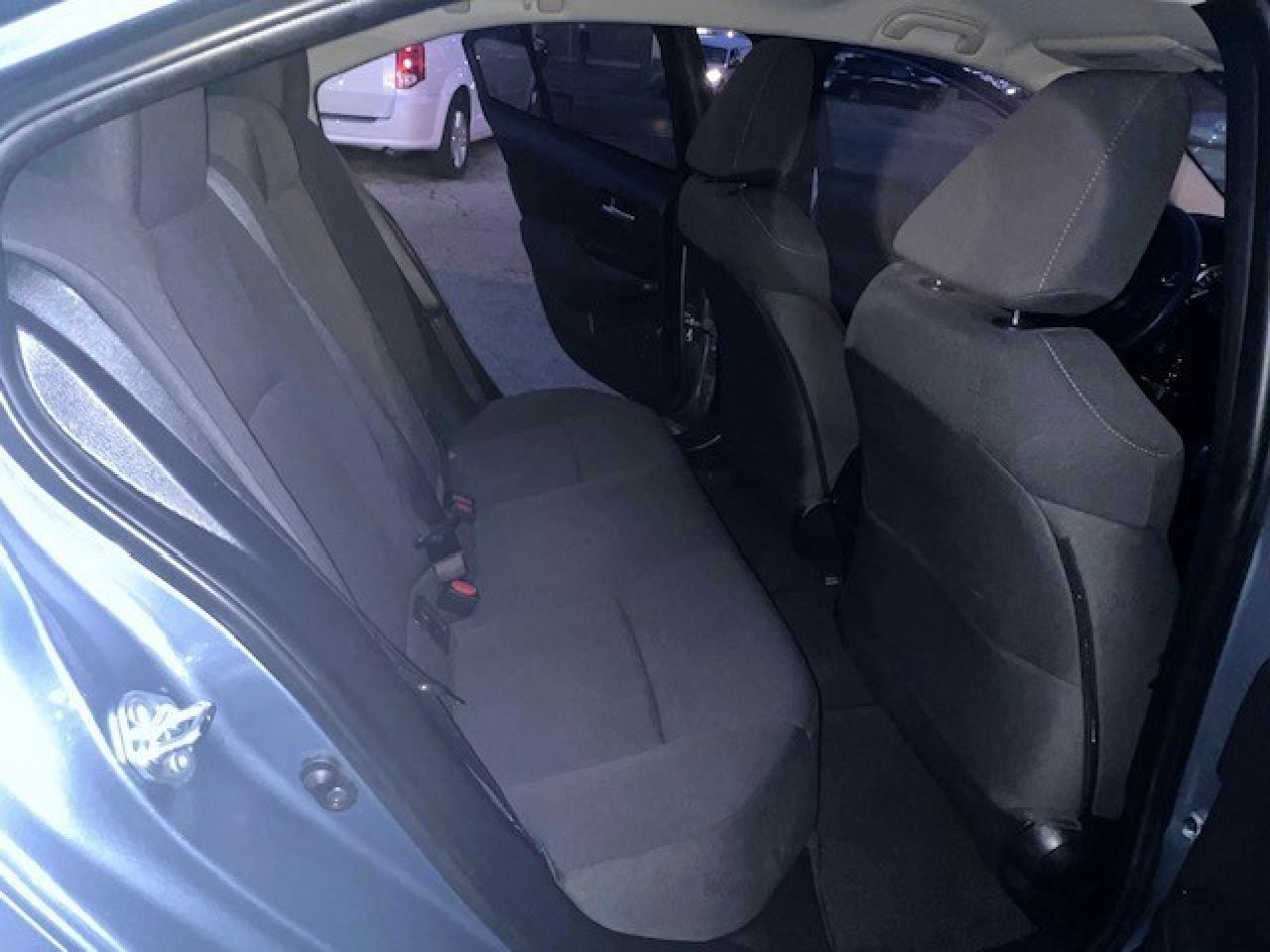 2020 Toyota Corolla LE Photo