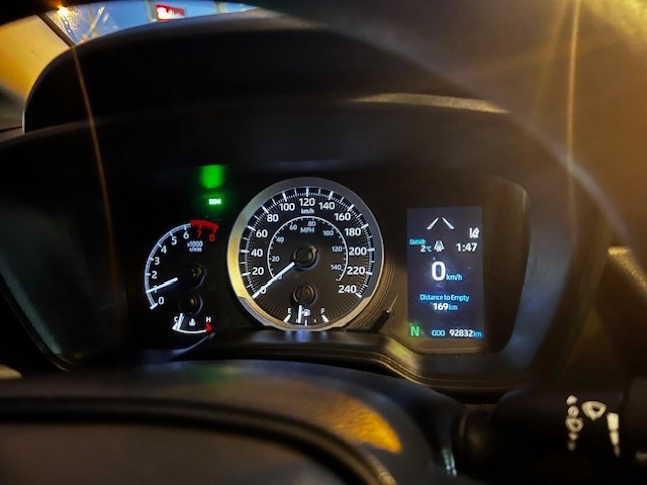 2020 Toyota Corolla LE Photo