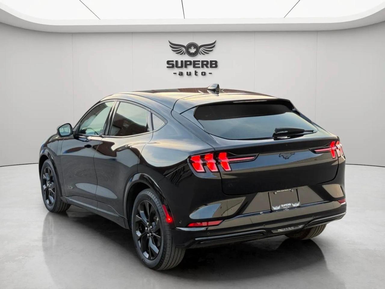 2023 Ford Mustang Mach-E PREMIUM   AWD   EXTENDED RANGE    NO ACCIDENT   B& Photo4