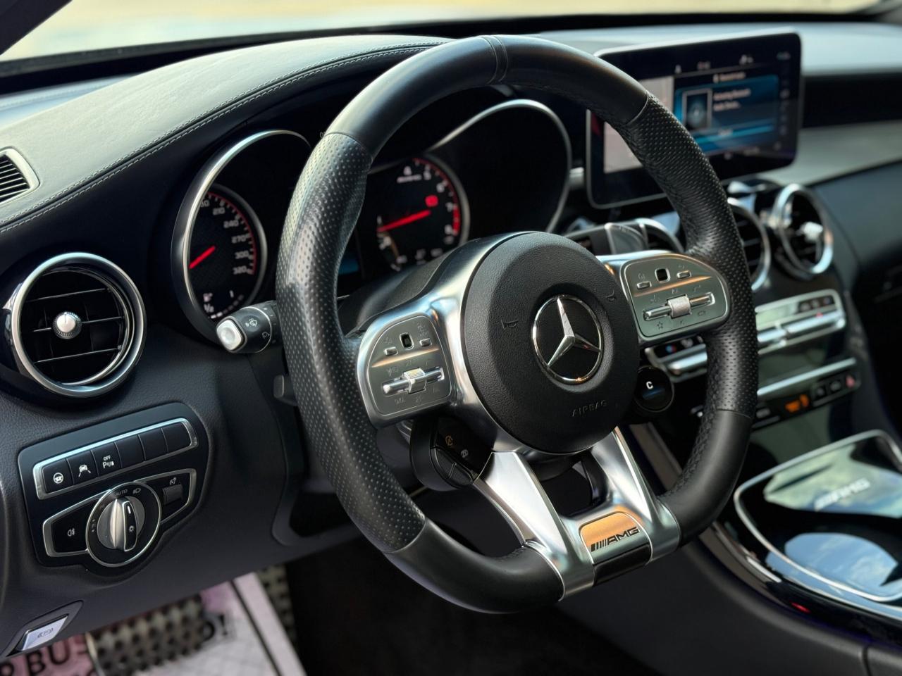 2019 Mercedes-Benz C-Class C63S   AMG   NO ACCIDENT   AMG PERFONMANCE SEATS Photo