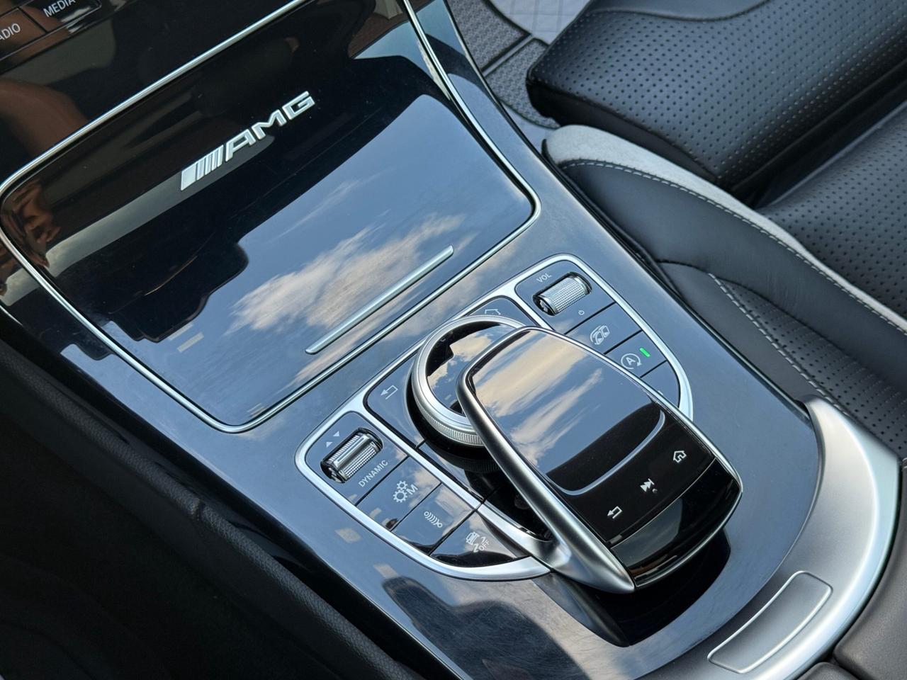 2019 Mercedes-Benz C-Class C63S   AMG   NO ACCIDENT   AMG PERFONMANCE SEATS Photo