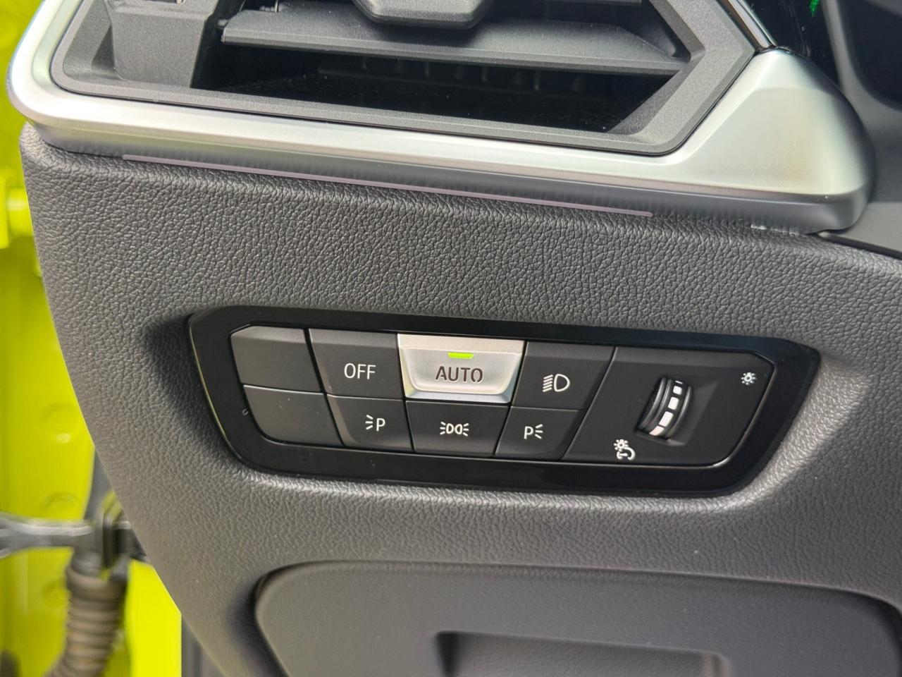 2022 BMW M3 M3 COMPETITION   M CARBON   PREMIUM    BUCKET SEAT Photo