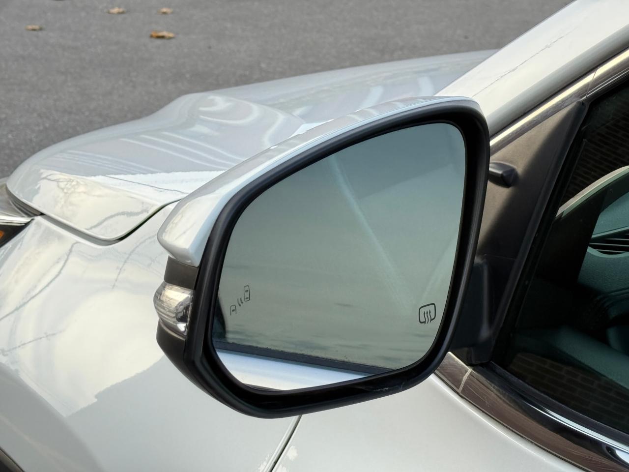 2017 Toyota Highlander LIMITED   AWD   NO ACCIDENT   360 CAMERA Photo