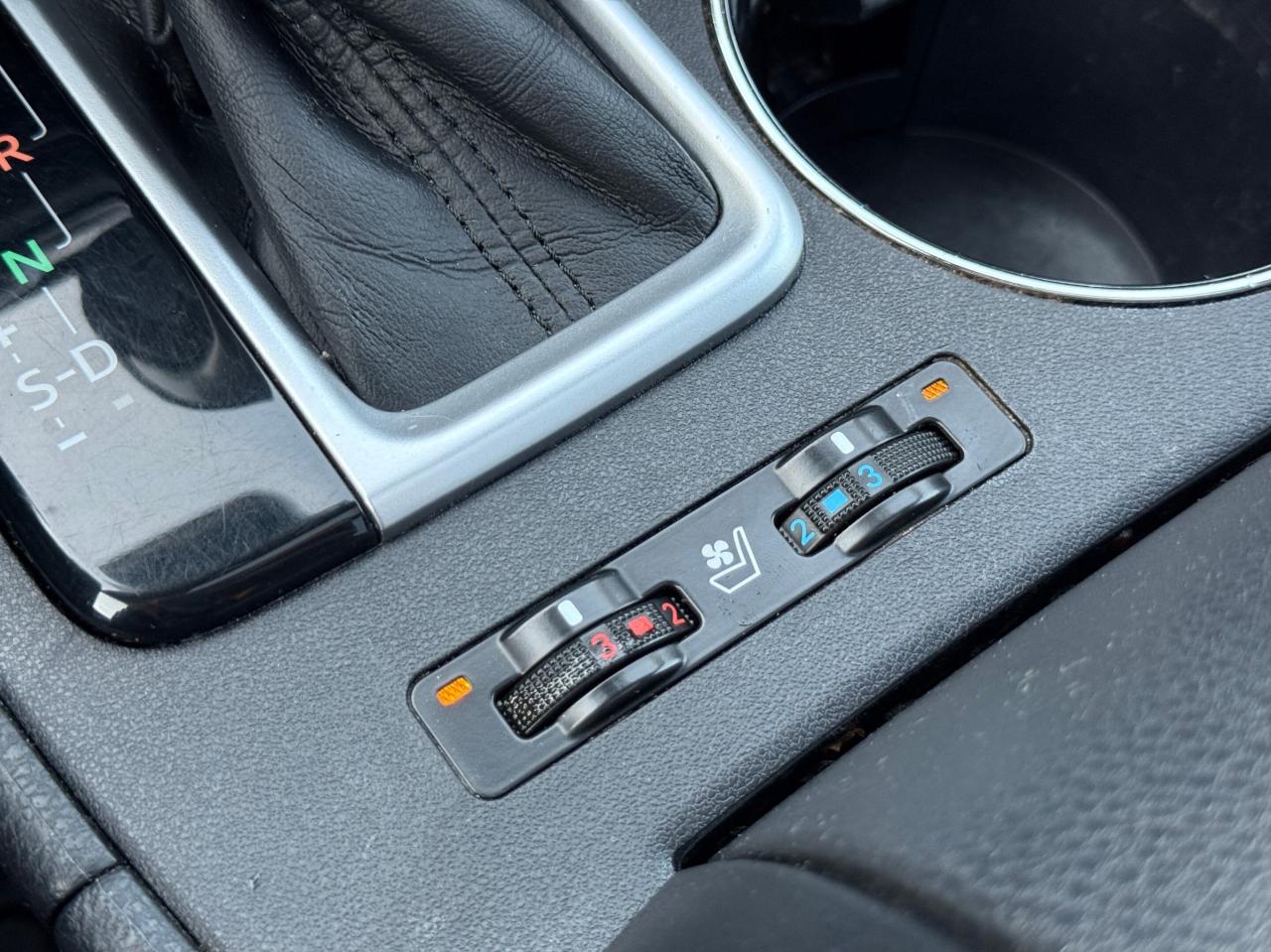 2017 Toyota Highlander LIMITED   AWD   NO ACCIDENT   360 CAMERA Photo