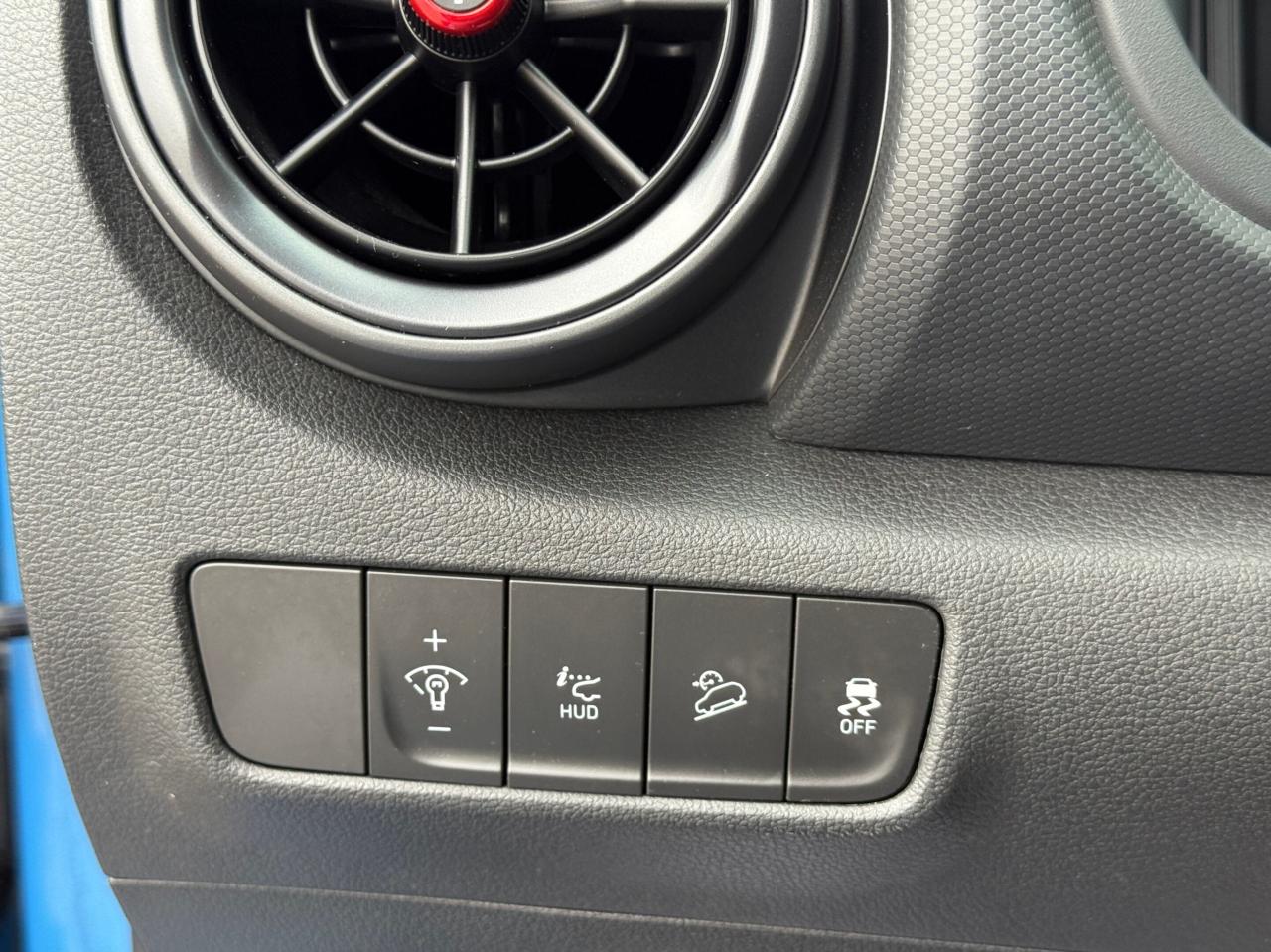 2022 Hyundai KONA N-LINE   AWD   NO ACCIDENT   ONE OWNER   SUNROOF Photo