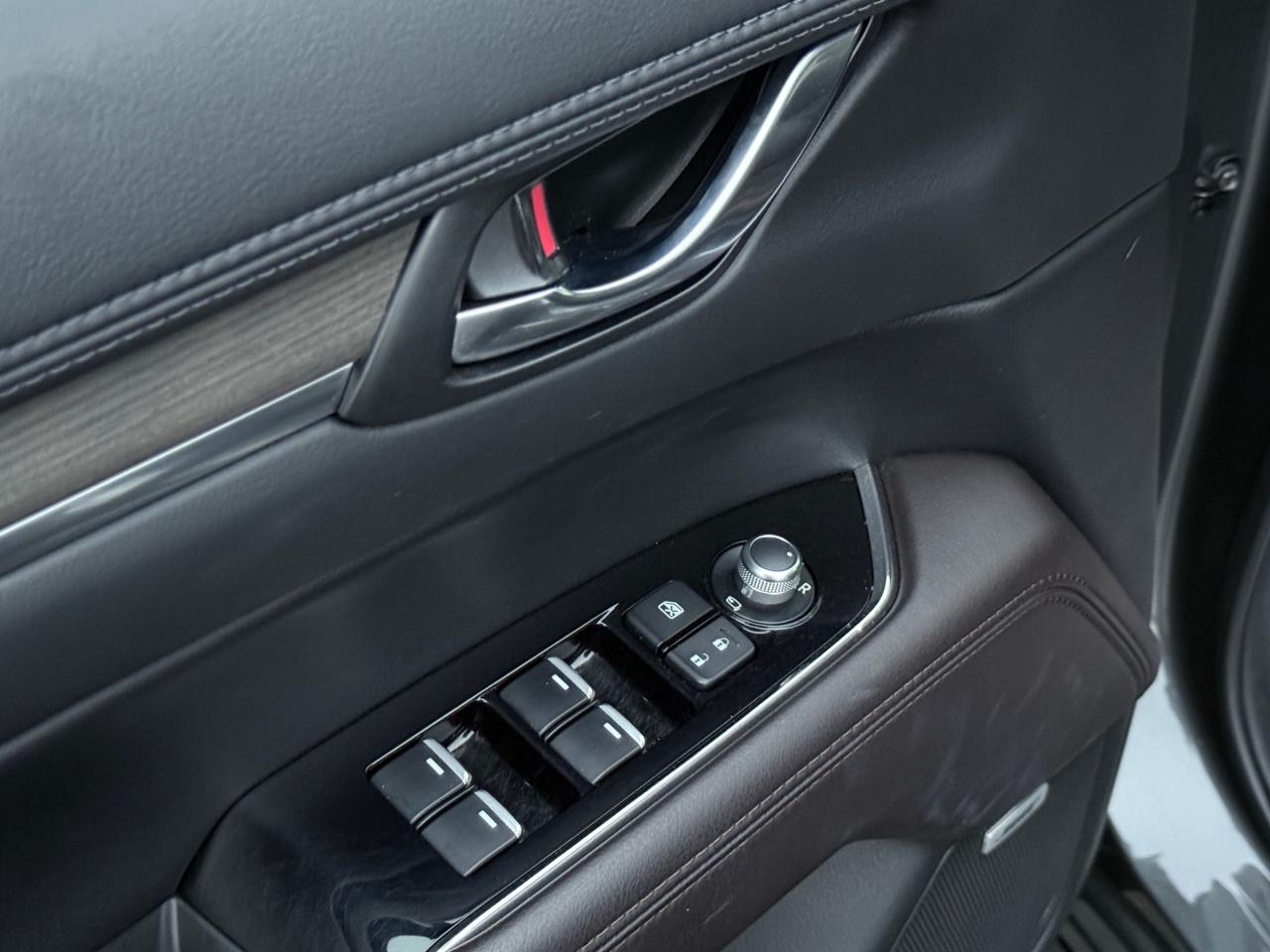 2022 Mazda CX-5 SIGNATURE   AWD   NO ACCIDENT   HEAD-UP DISPLAY Photo