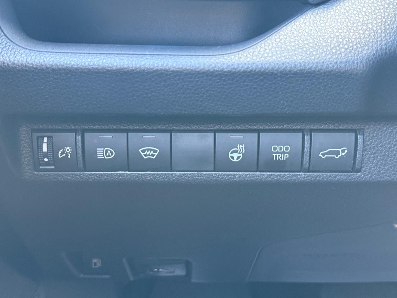 2023 Toyota RAV4 Prime XSE   AWD   PLUG-IN HYBRID   NO ACCIDENT   ONE OWN Photo