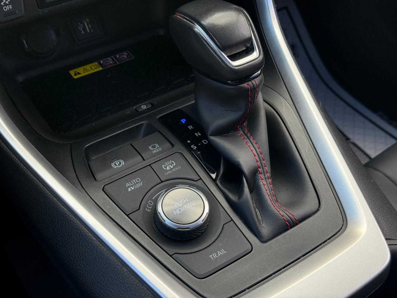 2023 Toyota RAV4 Prime XSE   AWD   PLUG-IN HYBRID   NO ACCIDENT   ONE OWN Photo