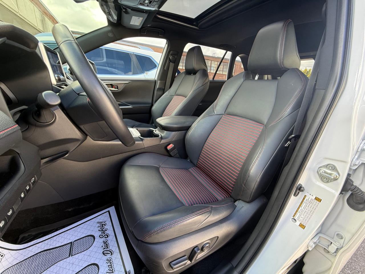 2023 Toyota RAV4 Prime XSE   AWD   PLUG-IN HYBRID   NO ACCIDENT   ONE OWN Photo