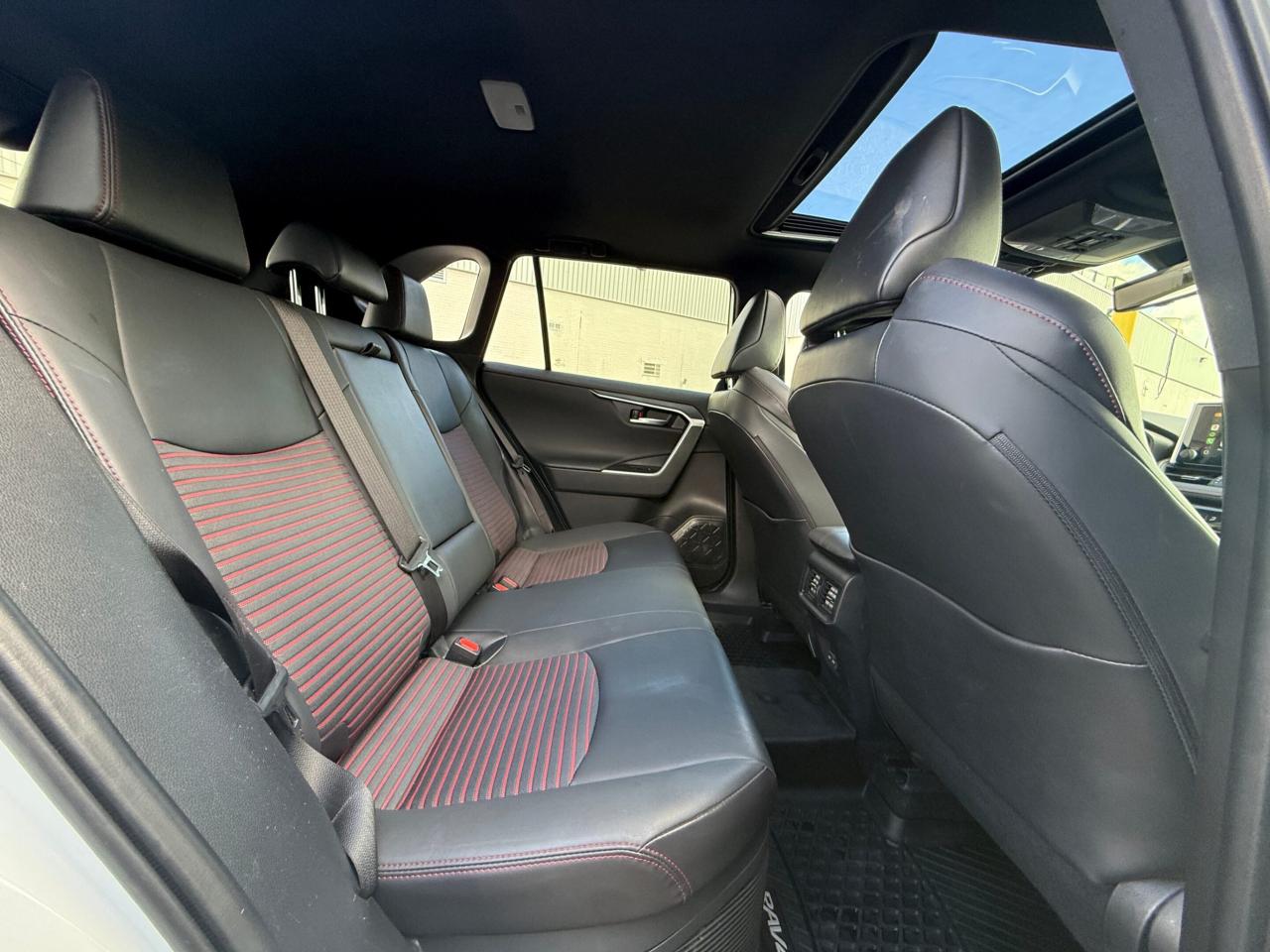 2023 Toyota RAV4 Prime XSE   AWD   PLUG-IN HYBRID   NO ACCIDENT   ONE OWN Photo