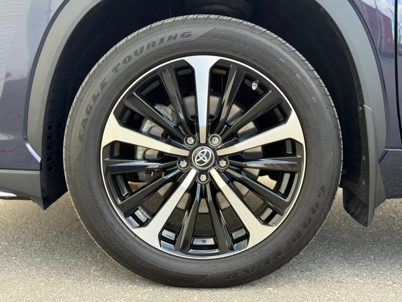 2022 Toyota Highlander XSE   AWD   NO ACCIDENT   SUNROOF   RED LEATHER SE Photo