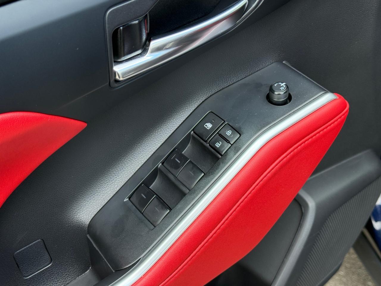 2022 Toyota Highlander XSE   AWD   NO ACCIDENT   SUNROOF   RED LEATHER SE Photo