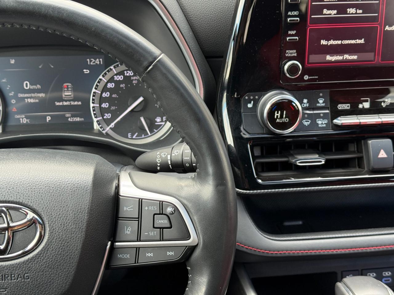 2022 Toyota Highlander XSE   AWD   NO ACCIDENT   SUNROOF   RED LEATHER SE Photo