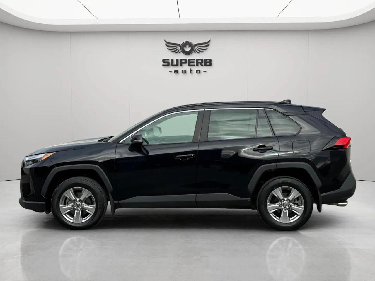 2022 Toyota RAV4 XLE   AWD   NO ACCIDENT   ONE OWNER Photo3