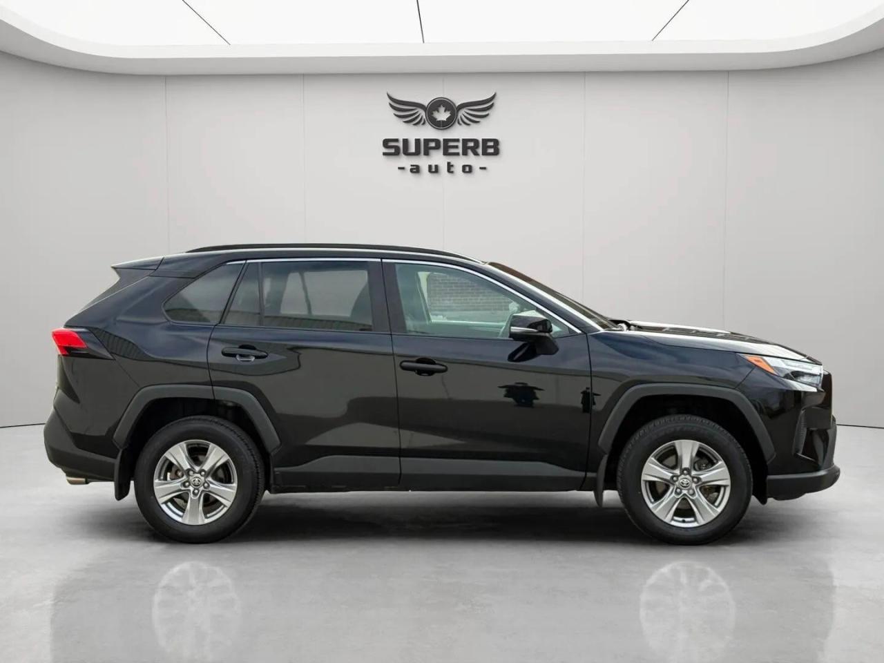 2022 Toyota RAV4 XLE   AWD   NO ACCIDENT   ONE OWNER Photo