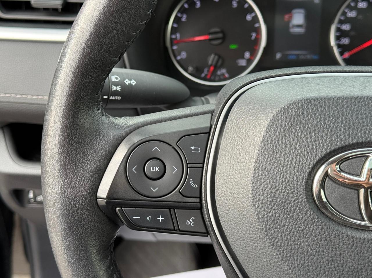 2022 Toyota RAV4 XLE   AWD   NO ACCIDENT   ONE OWNER Photo