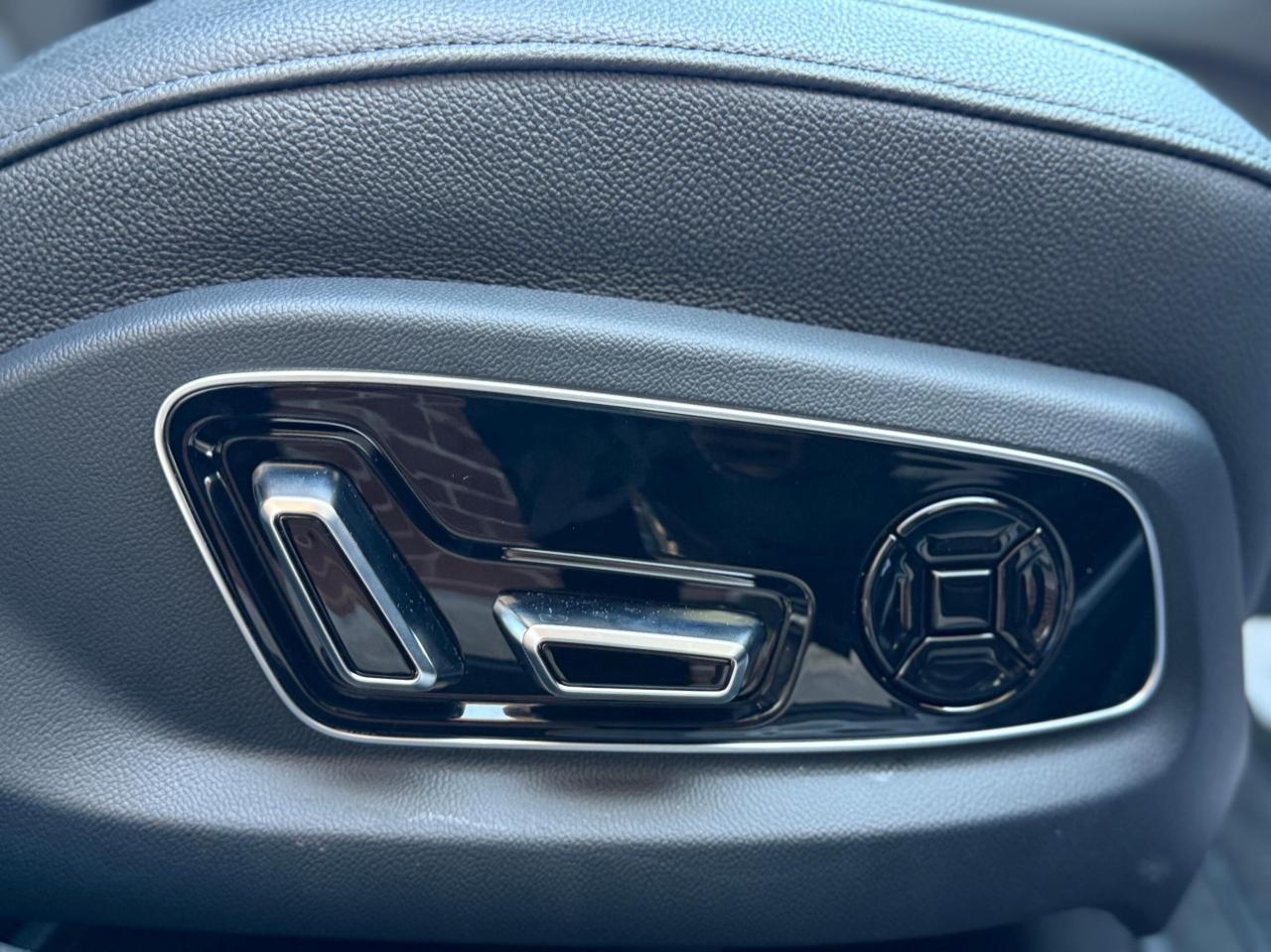 2022 Audi A8 LONG   S LINE   BANG&OLUFSEN    NO ACCIDENT   SOFT Photo