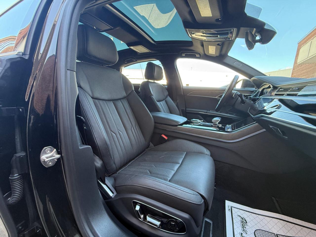 2022 Audi A8 LONG   S LINE   BANG&OLUFSEN    NO ACCIDENT   SOFT Photo