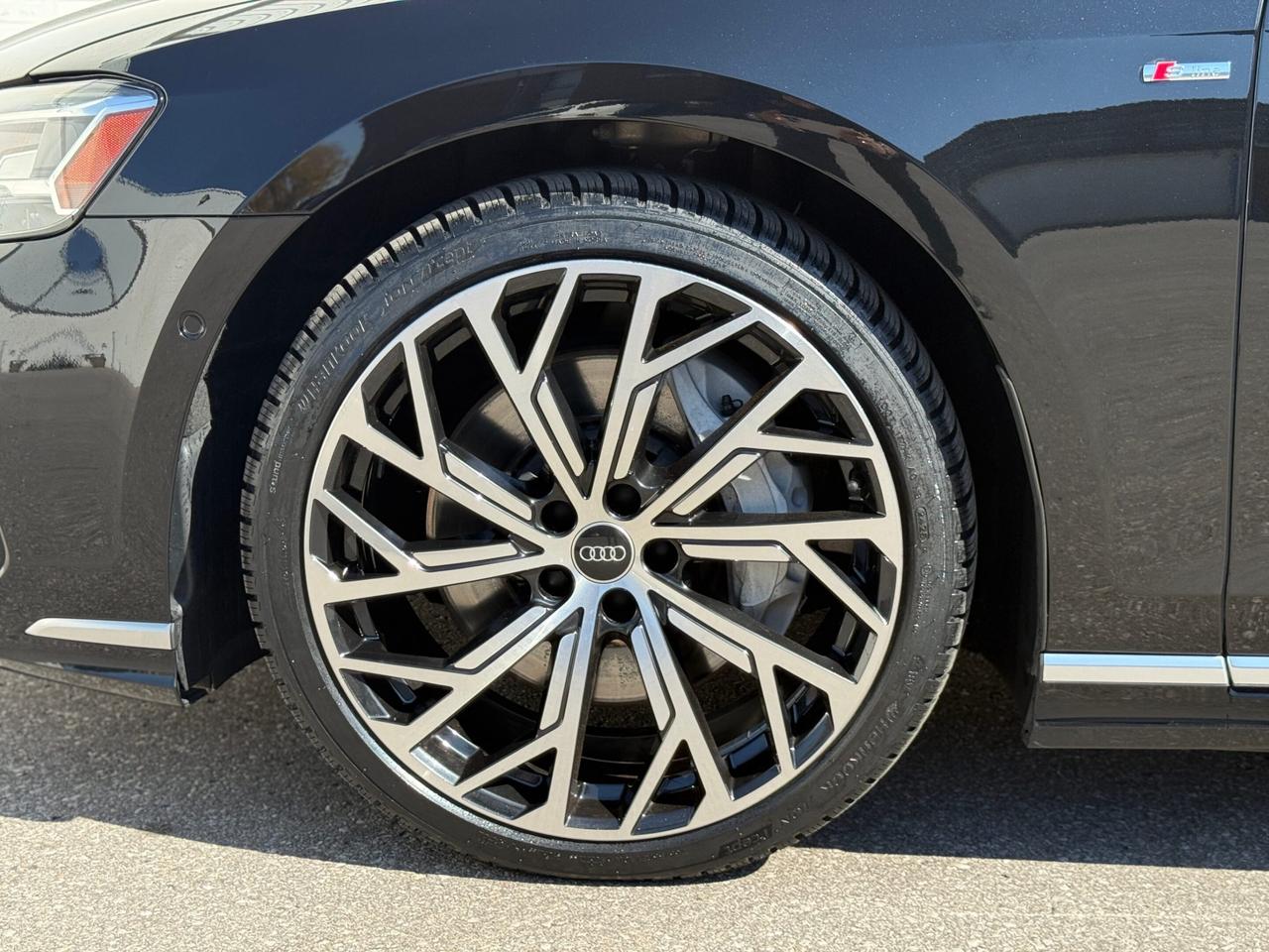 2022 Audi A8 LONG   S LINE   BANG&OLUFSEN    NO ACCIDENT   SOFT Photo