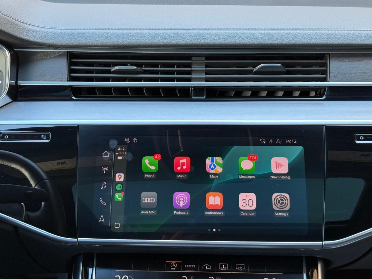 2022 Audi A8 LONG   S LINE   BANG&OLUFSEN    NO ACCIDENT   SOFT Photo