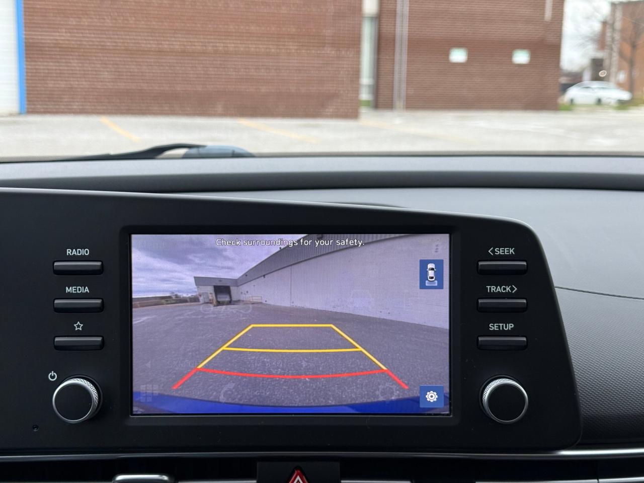 2022 Hyundai Elantra PREFERRED   SUN & TECH   NO ACCIDENT Photo