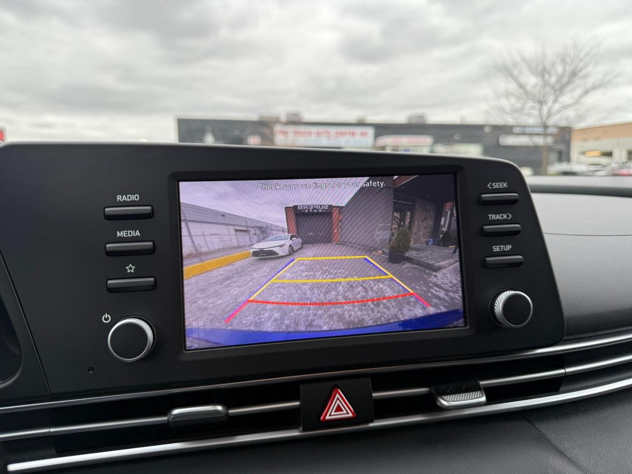 2022 Hyundai Elantra PREFERRED   SUN & TECH   NO ACCIDENT Photo