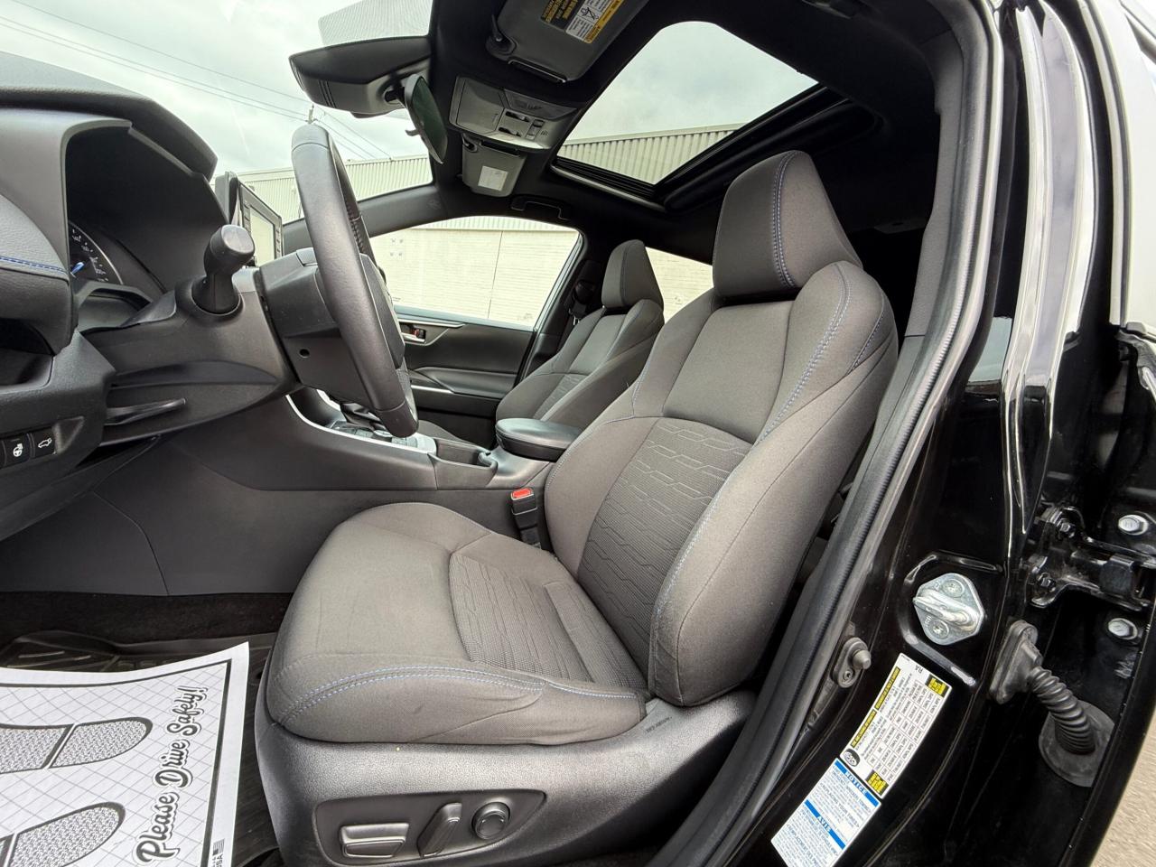 2022 Toyota RAV4 Hybrid SE   AWD   HYBRID   NO ACCIDENT   SUNROOF Photo