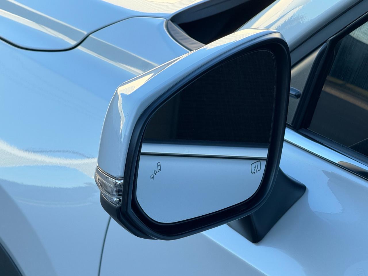 2025 Toyota Grand Highlander PLATINUM MAX   HYBRID   AWD   NO ACCIDENT   ONE OW Photo