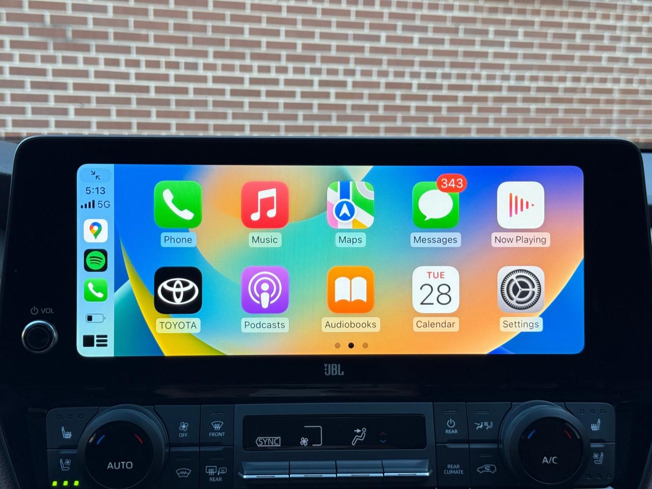 2025 Toyota Grand Highlander PLATINUM MAX   HYBRID   AWD   NO ACCIDENT   ONE OW Photo