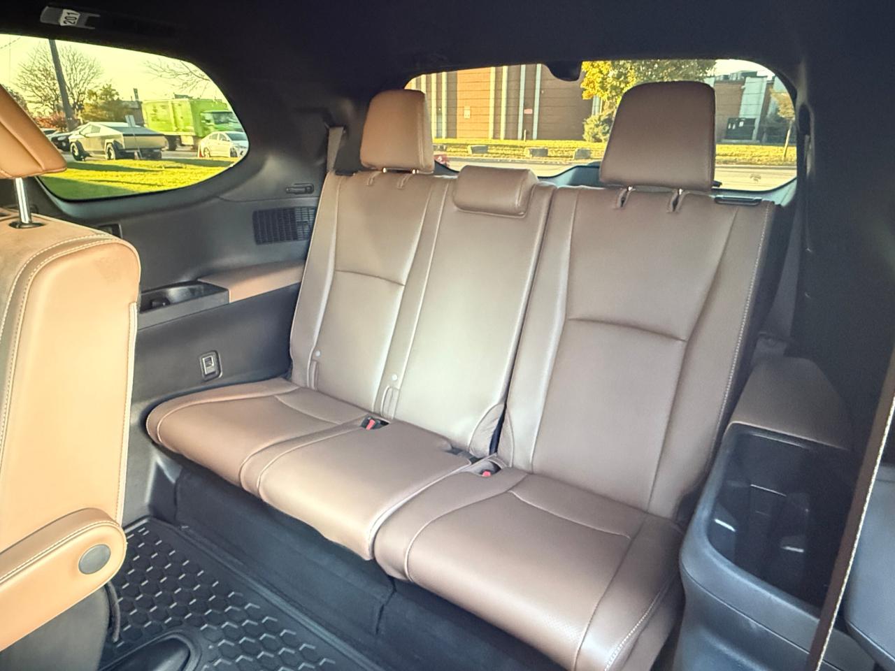 2025 Toyota Grand Highlander PLATINUM MAX   HYBRID   AWD   NO ACCIDENT   ONE OW Photo