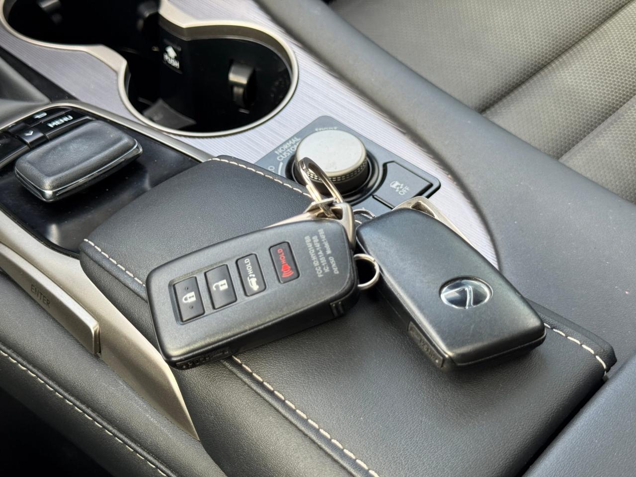 2019 Lexus RX RX 350   F SPORT 2    AWD   VENTILATED FRONT SEATS Photo