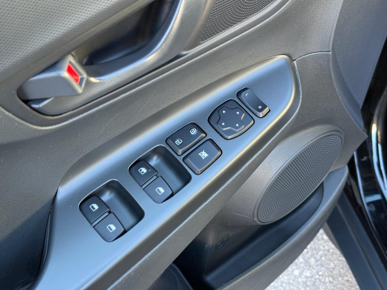 2022 Hyundai KONA ESSENTIAL   AWD   NO ACCIDENT   ONE OWNER Photo