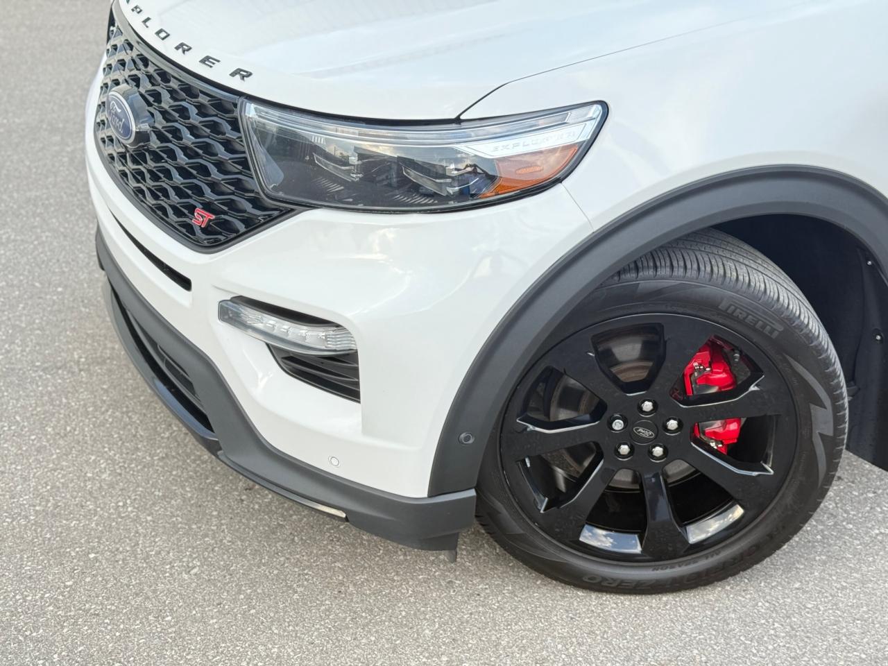 2021 Ford Explorer ST   4WD    NO ACCIDENT   B&O SOUND   360 CAMERA Photo