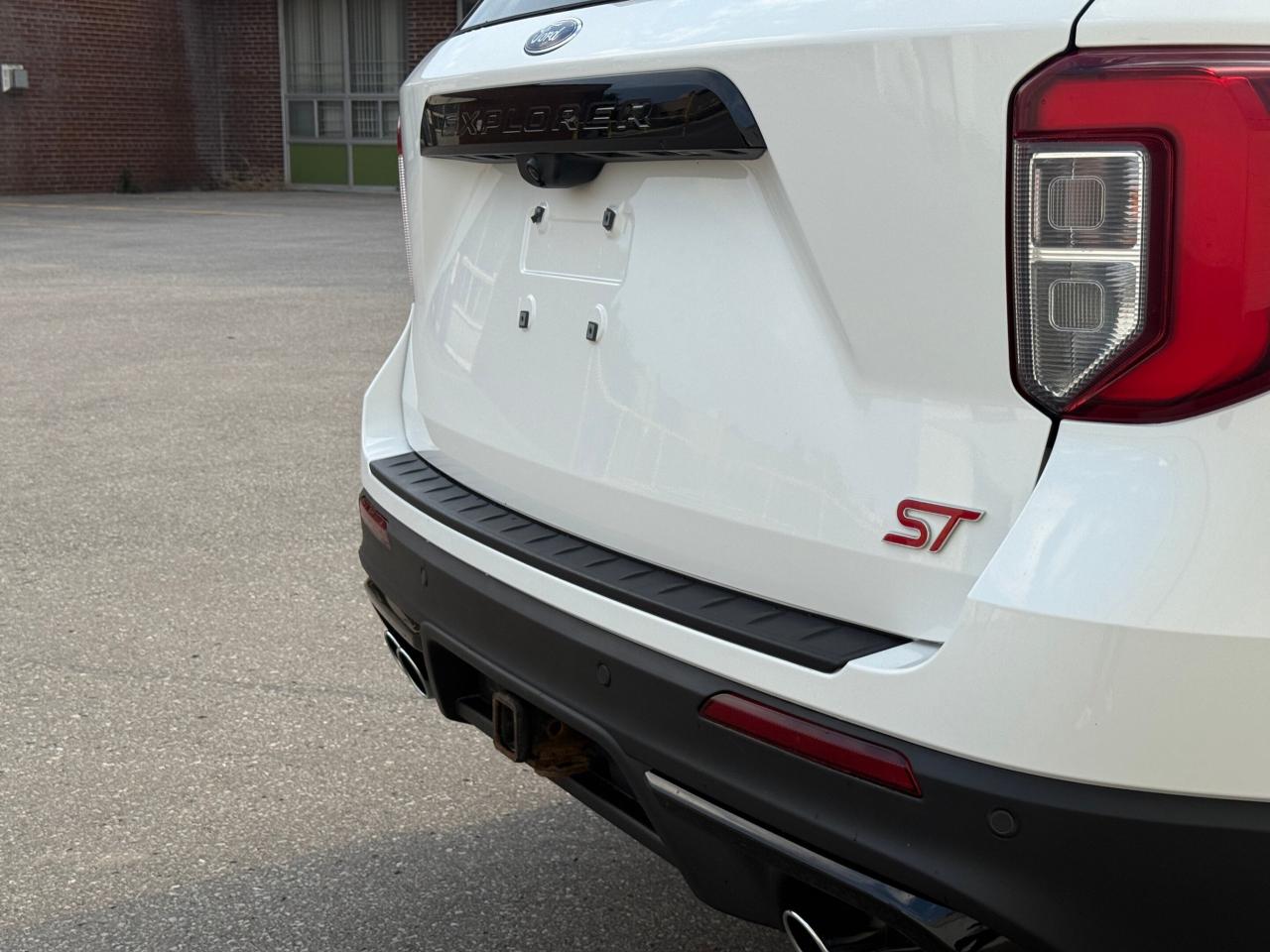 2021 Ford Explorer ST   4WD    NO ACCIDENT   B&O SOUND   360 CAMERA Photo