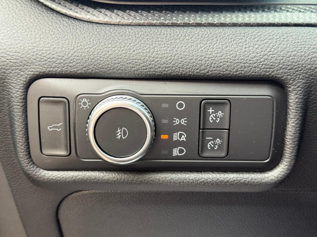 2021 Ford Explorer ST   4WD    NO ACCIDENT   B&O SOUND   360 CAMERA Photo