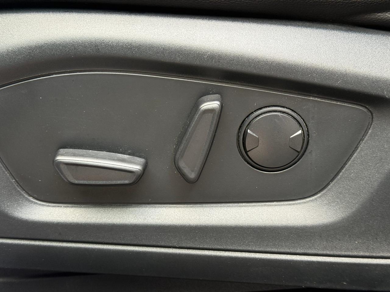 2021 Ford Explorer ST   4WD    NO ACCIDENT   B&O SOUND   360 CAMERA Photo