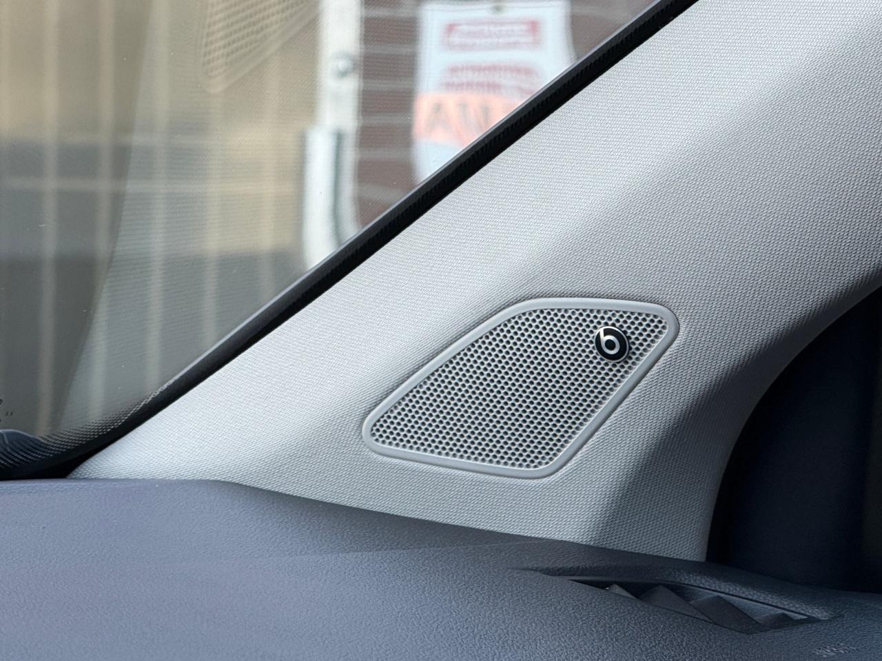 2024 Volkswagen Taos HIGHLINE   NO ACCIDENT   PANOMARIC SUNROOF   VENTI Photo