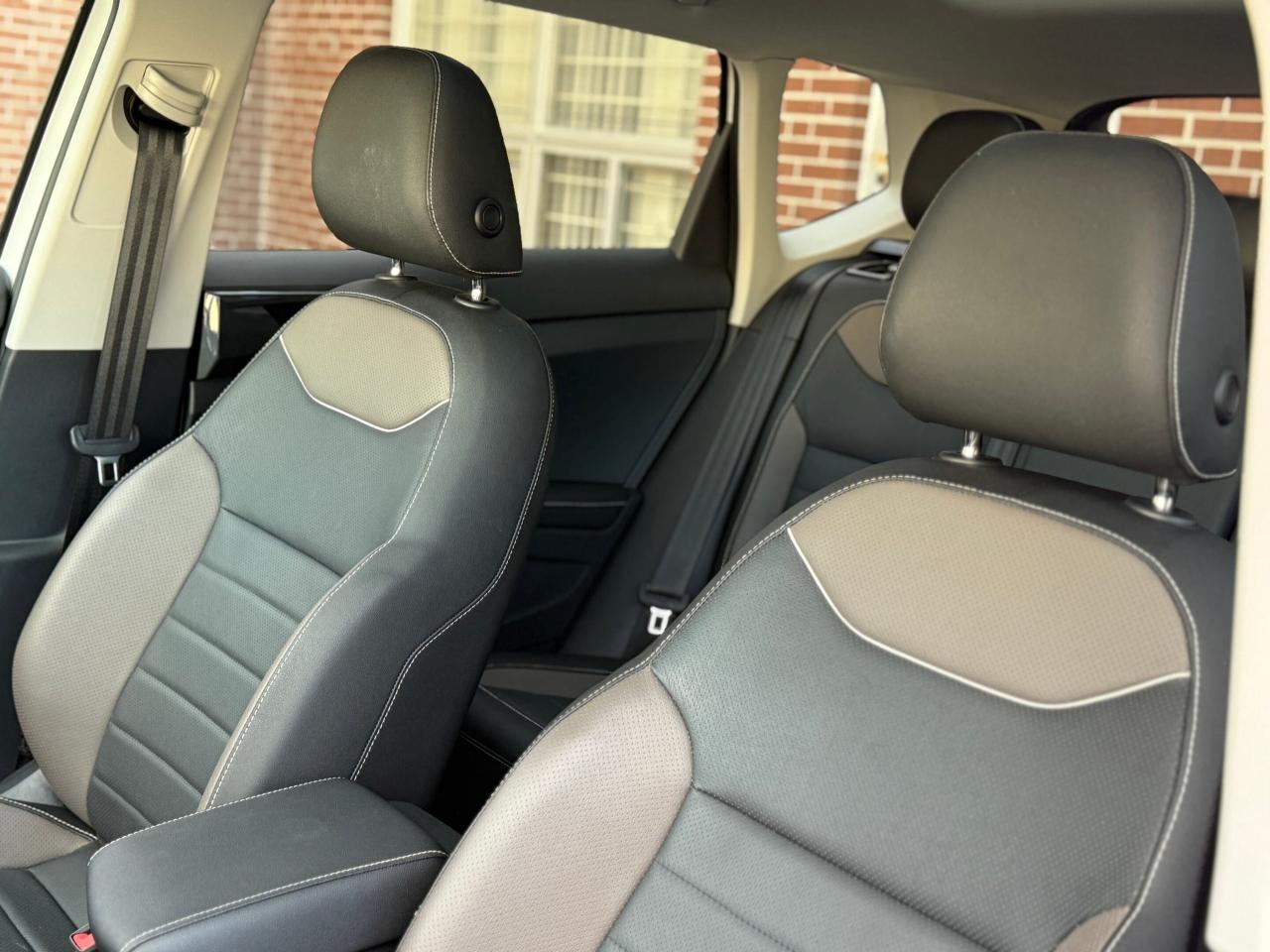 2024 Volkswagen Taos HIGHLINE   NO ACCIDENT   PANOMARIC SUNROOF   VENTI Photo