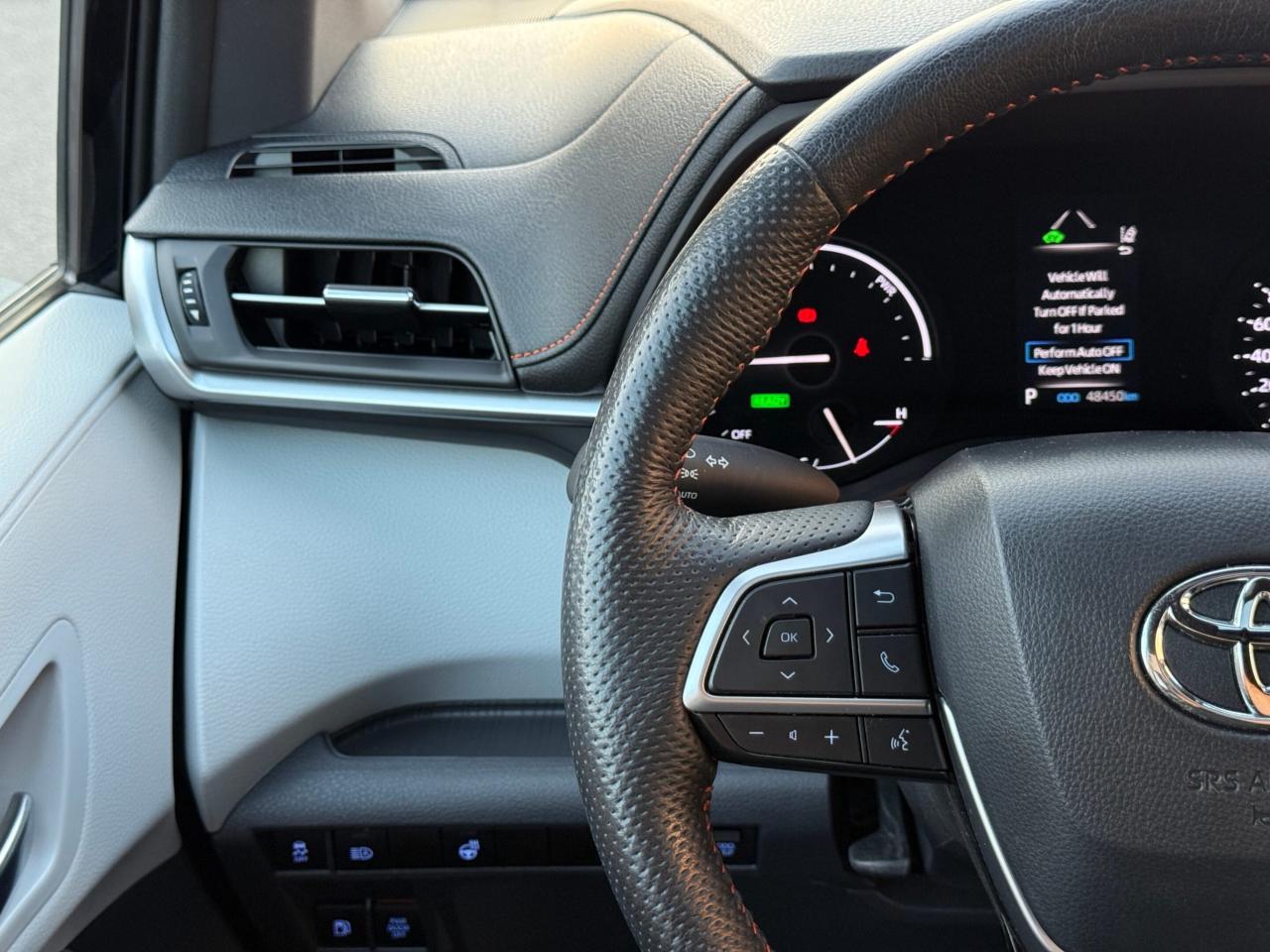 2022 Toyota Sienna XSE   AWD   HYBRID   NO ACCIDENT Photo