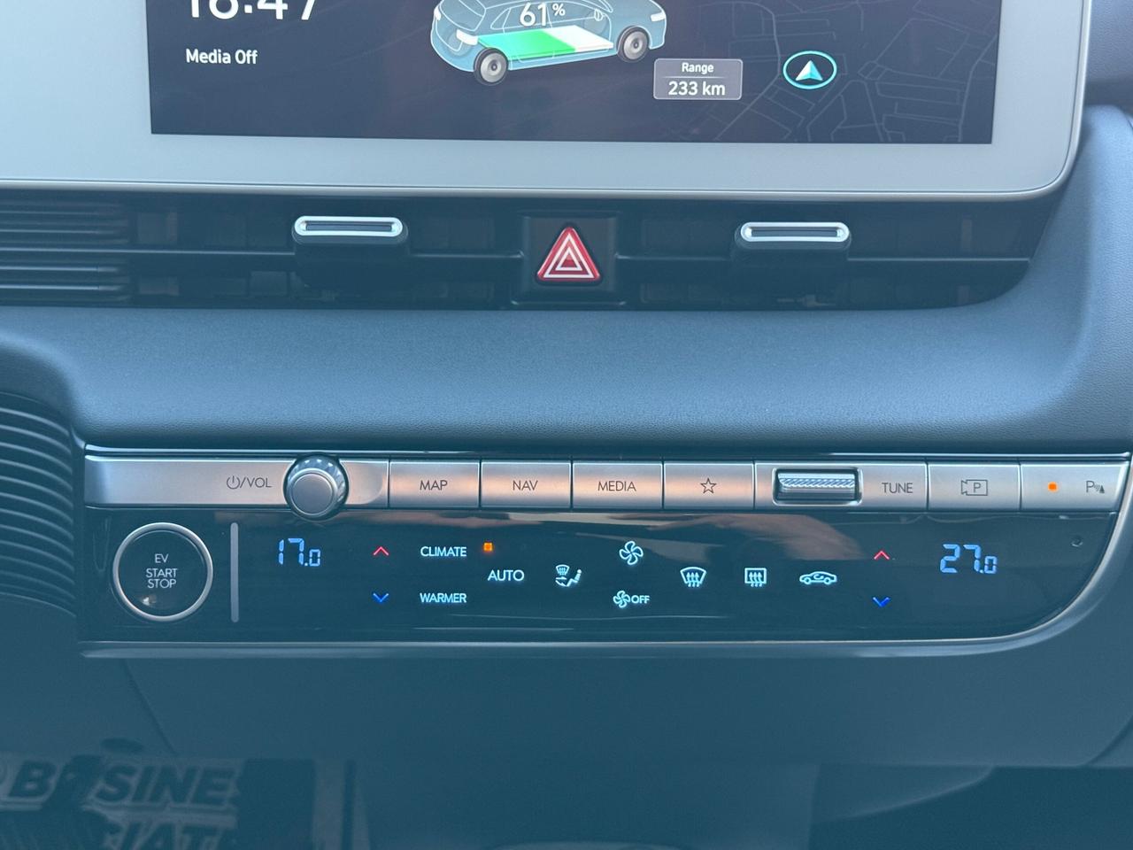 2024 Hyundai IONIQ 5 LUXURY   AWD   LONG RANGE   NO ACCIDENT   HEAD-UP Photo