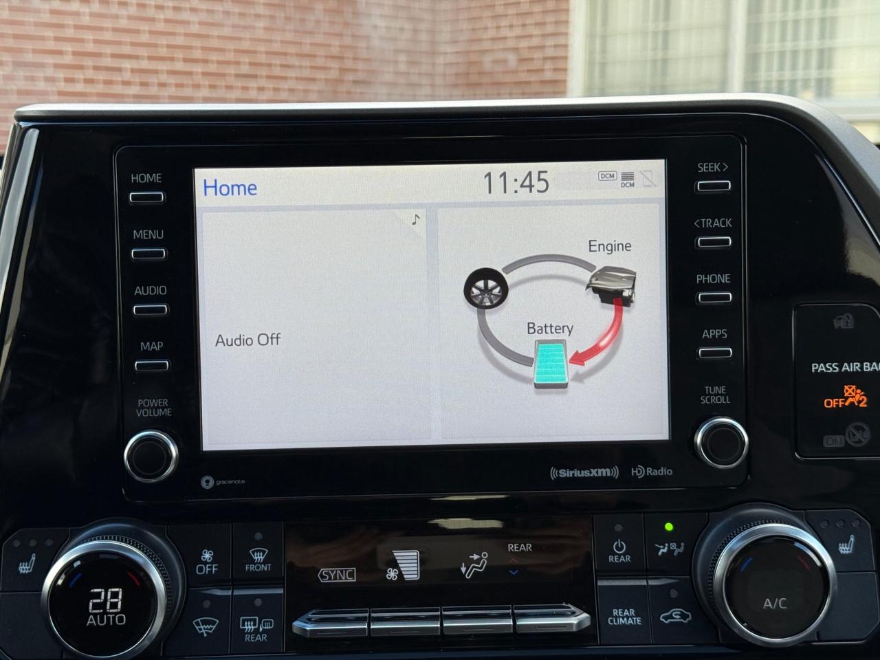 2022 Toyota Highlander Hybrid XLE   AWD   HYBRID   BRONZE EDITION   NO ACCIDENT Photo