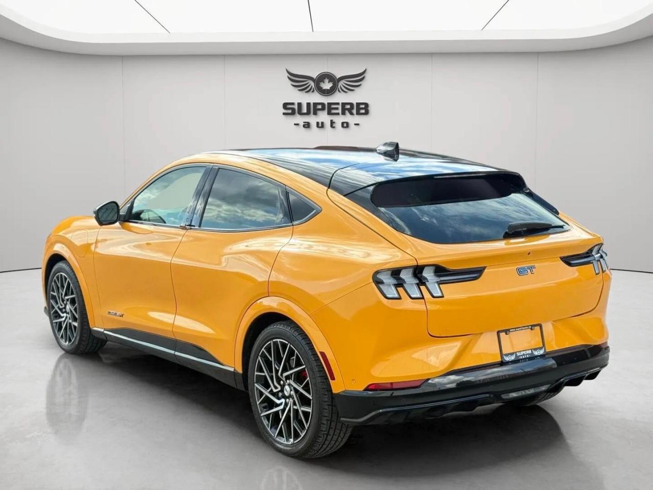 2022 Ford Mustang Mach-E GT   PERFORMANCE EDITION   AWD   NO ACCIDENT Photo4