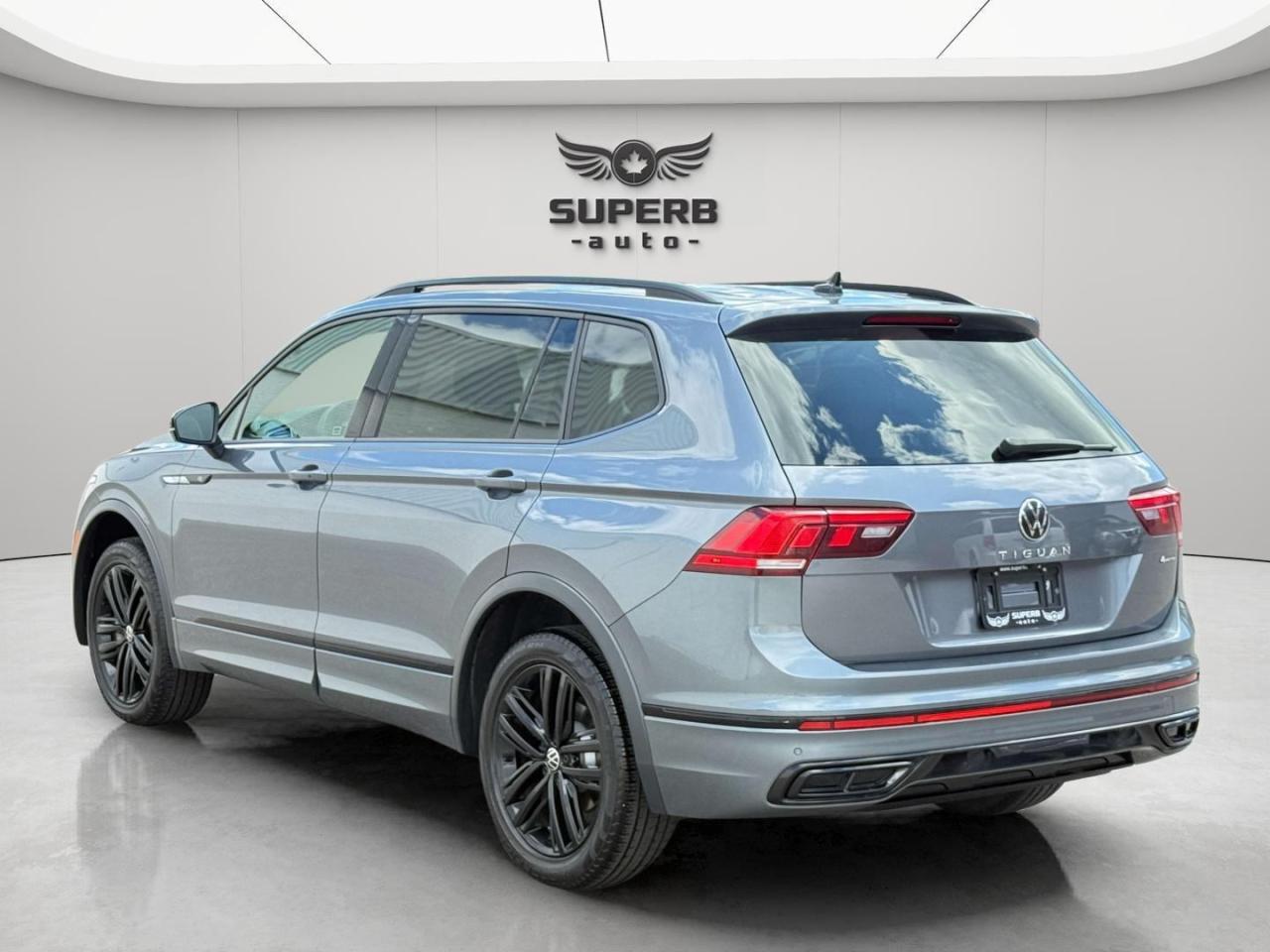 2022 Volkswagen Tiguan R-LINE   NO ACCIDENT    PANOMARIC SUNROOF Photo4