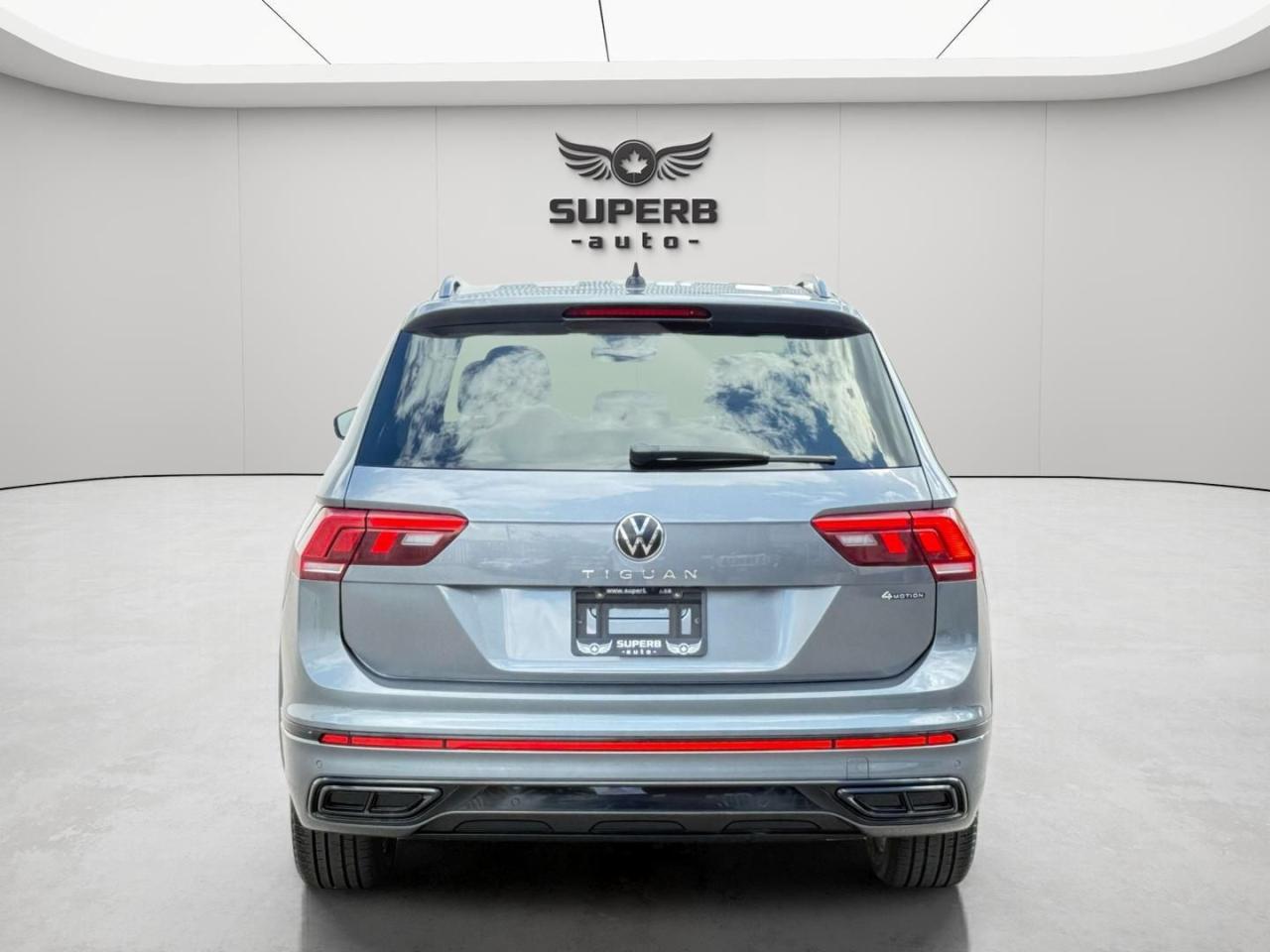 2022 Volkswagen Tiguan R-LINE   NO ACCIDENT    PANOMARIC SUNROOF Photo