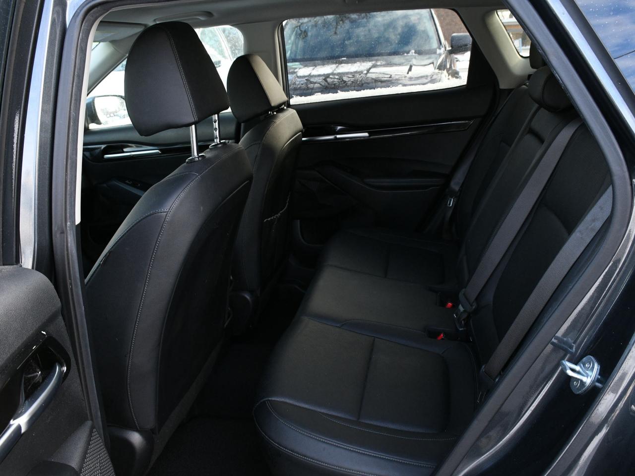 2022 Kia Seltos EX Certified   Moonroof   Backup Camera   Heated F Photo